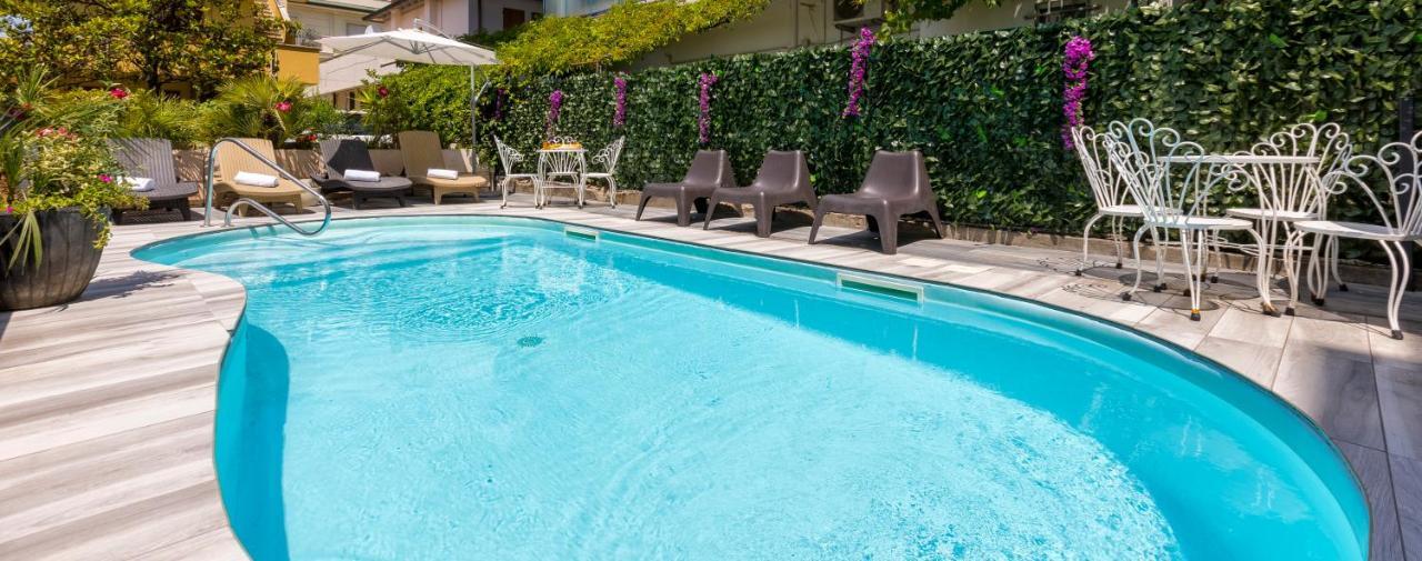 Condor - Con Piscina 2* Riccione