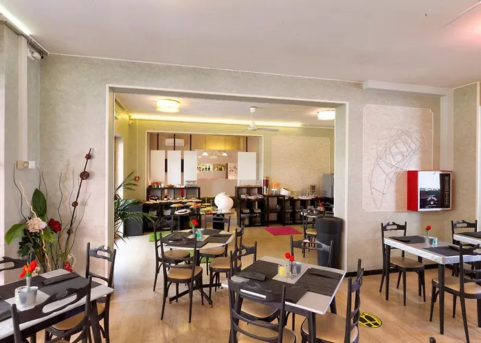 Hotel Condor-New 2024-Con Piscina